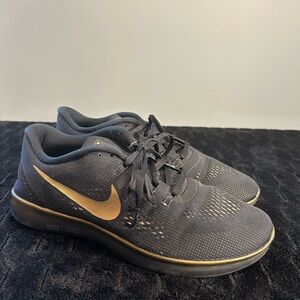 Nike Men’s Free Run Black & Metallic Gold Limited Ed. Size 9